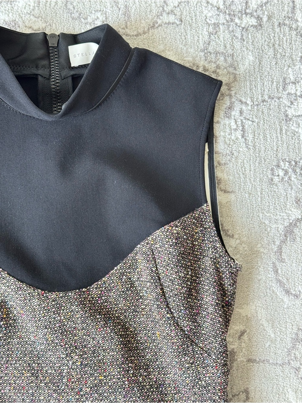 Stella McCartney Tweed and Scuba Mock-Neck Sleeveless Body Con Top - Size 40 - Picture 5 of 11
